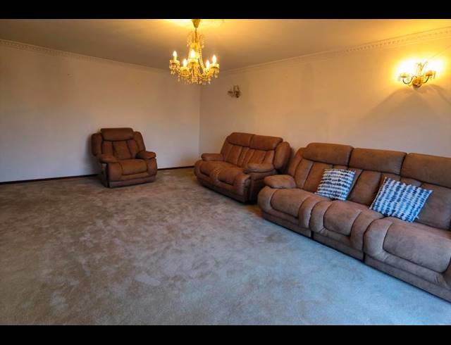 6 BEDROOM HOUSE FOR SALE IN CRAVENBY